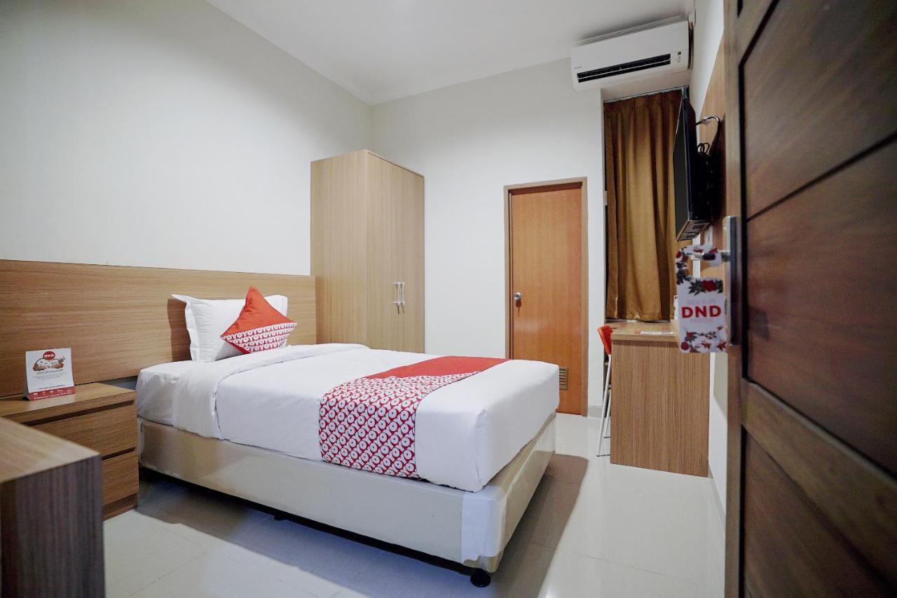 Oyo 415 The Kartini 8 Residence 雅加达 外观 照片