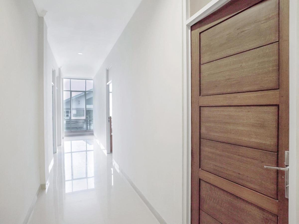 Oyo 415 The Kartini 8 Residence 雅加达 外观 照片