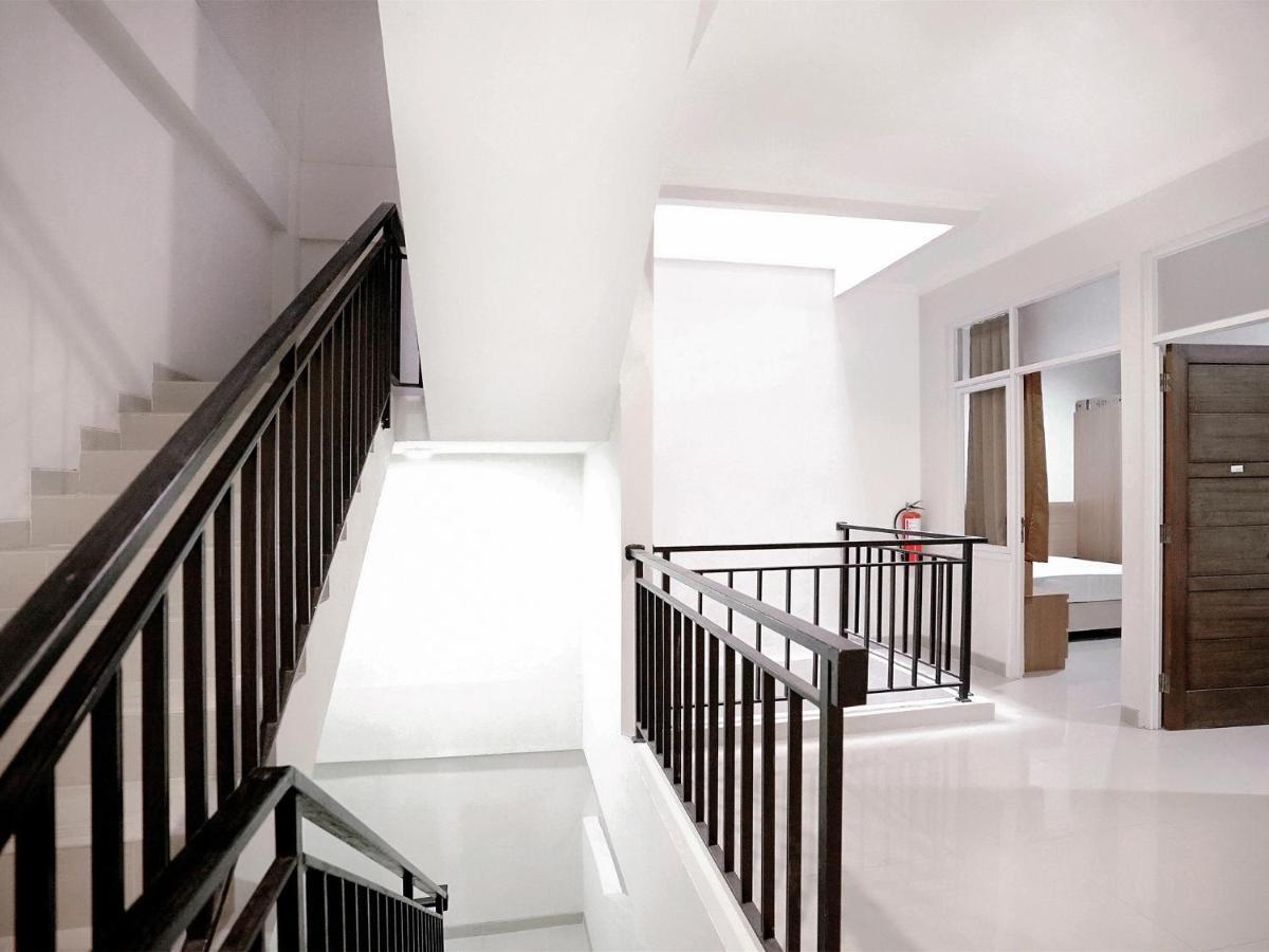 Oyo 415 The Kartini 8 Residence 雅加达 外观 照片